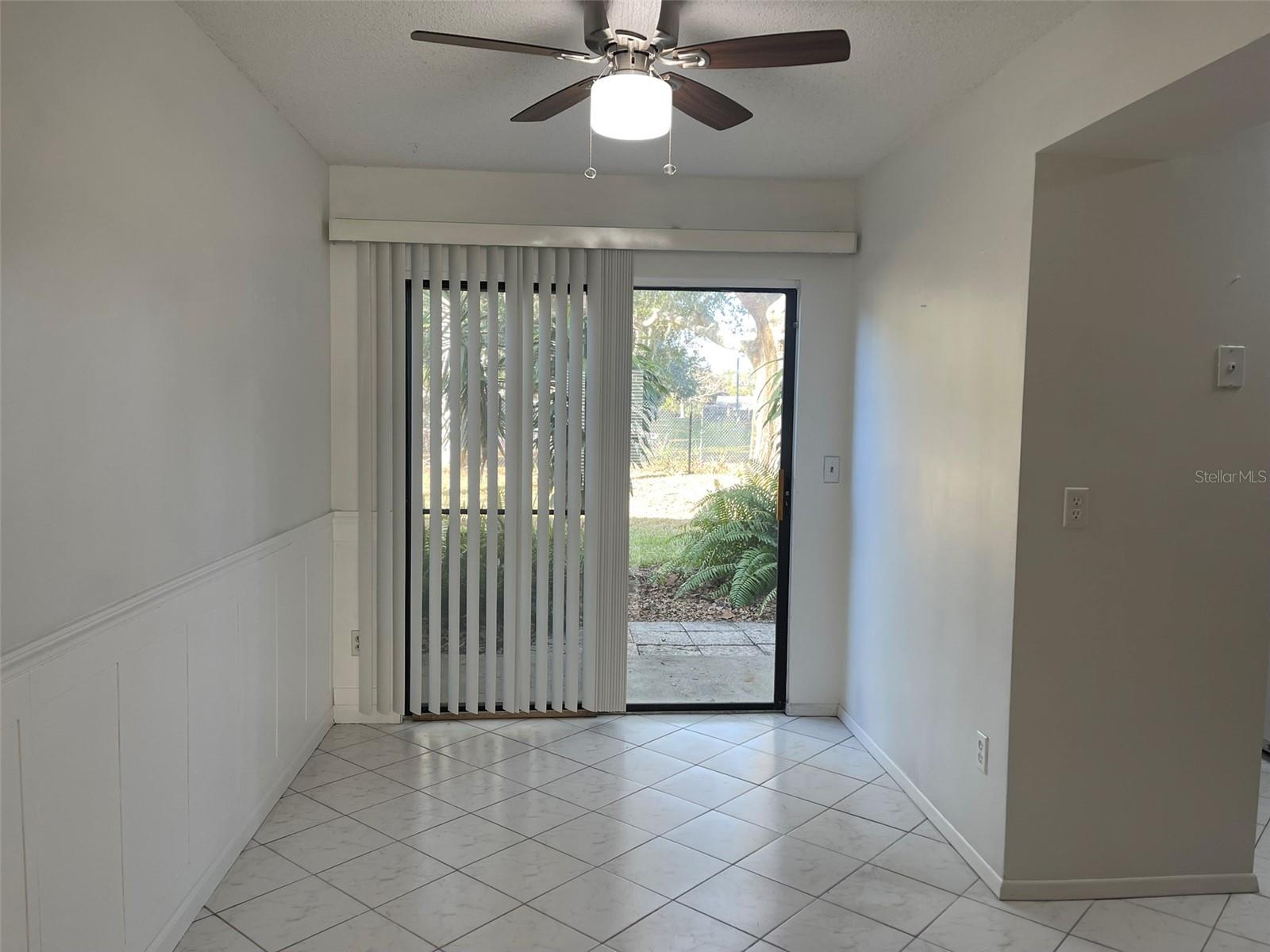 Image 6 of 23 For 1525 Casa Park Circle