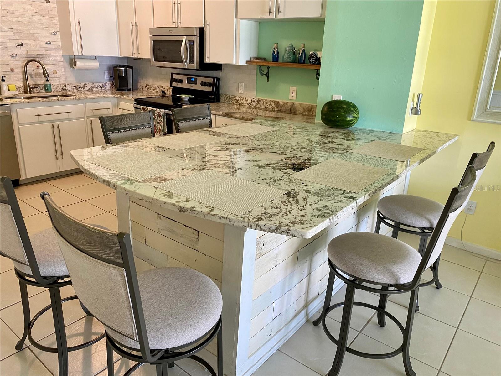 Image 7 of 13 For 2124 Atlantic Avenue 2124