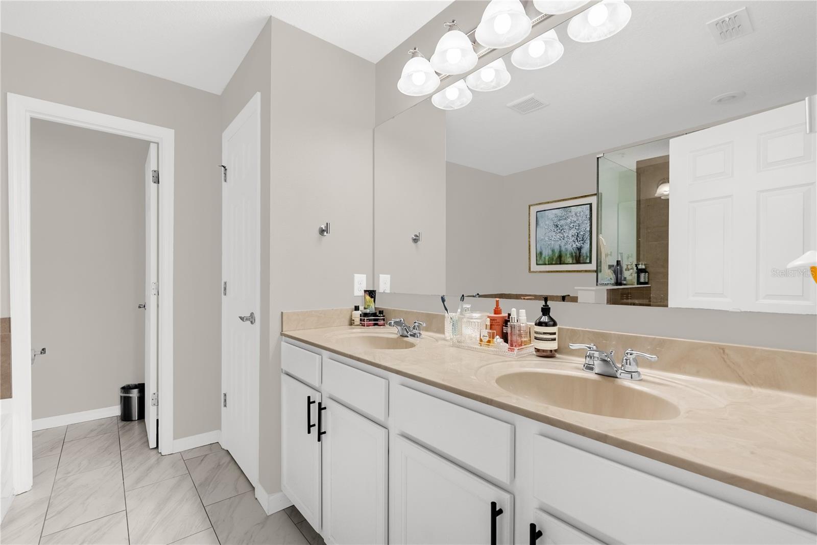 Image 21 of 32 For 2096 Water Tupelo Way