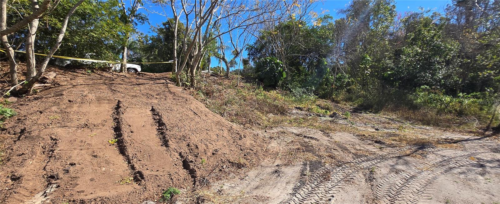 Image 6 of 23 For 745 Waterfall Circle