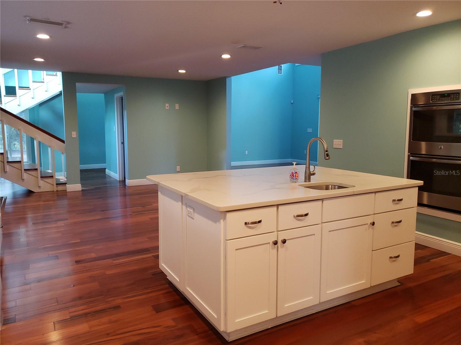 Image 11 of 41 For 851 Minnesota Avenue