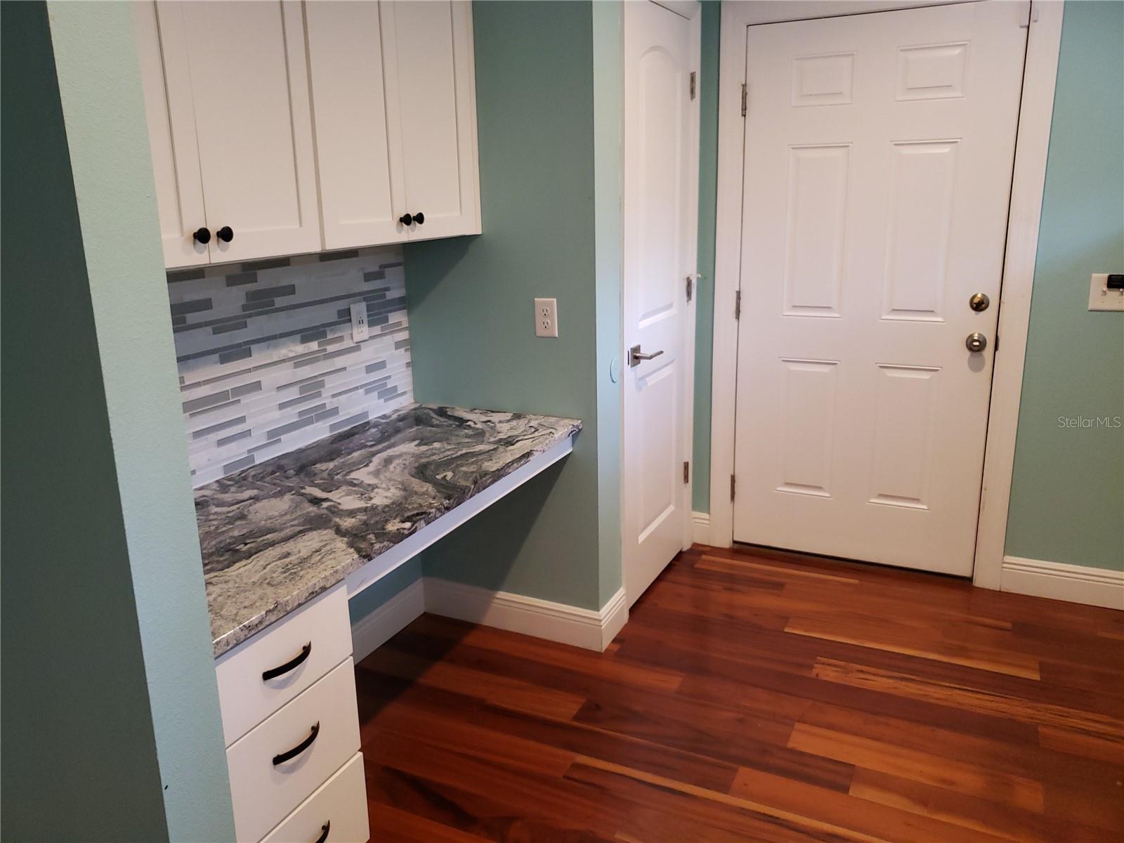 Image 14 of 41 For 851 Minnesota Avenue