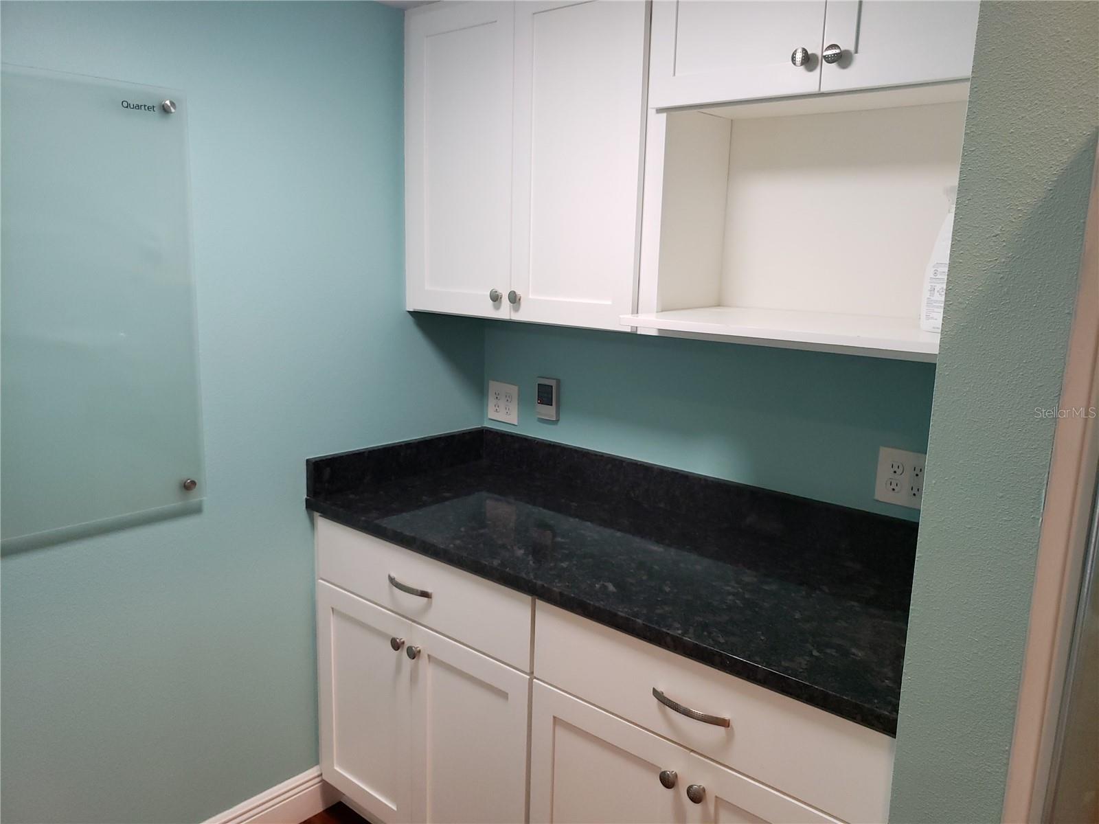 Image 15 of 41 For 851 Minnesota Avenue