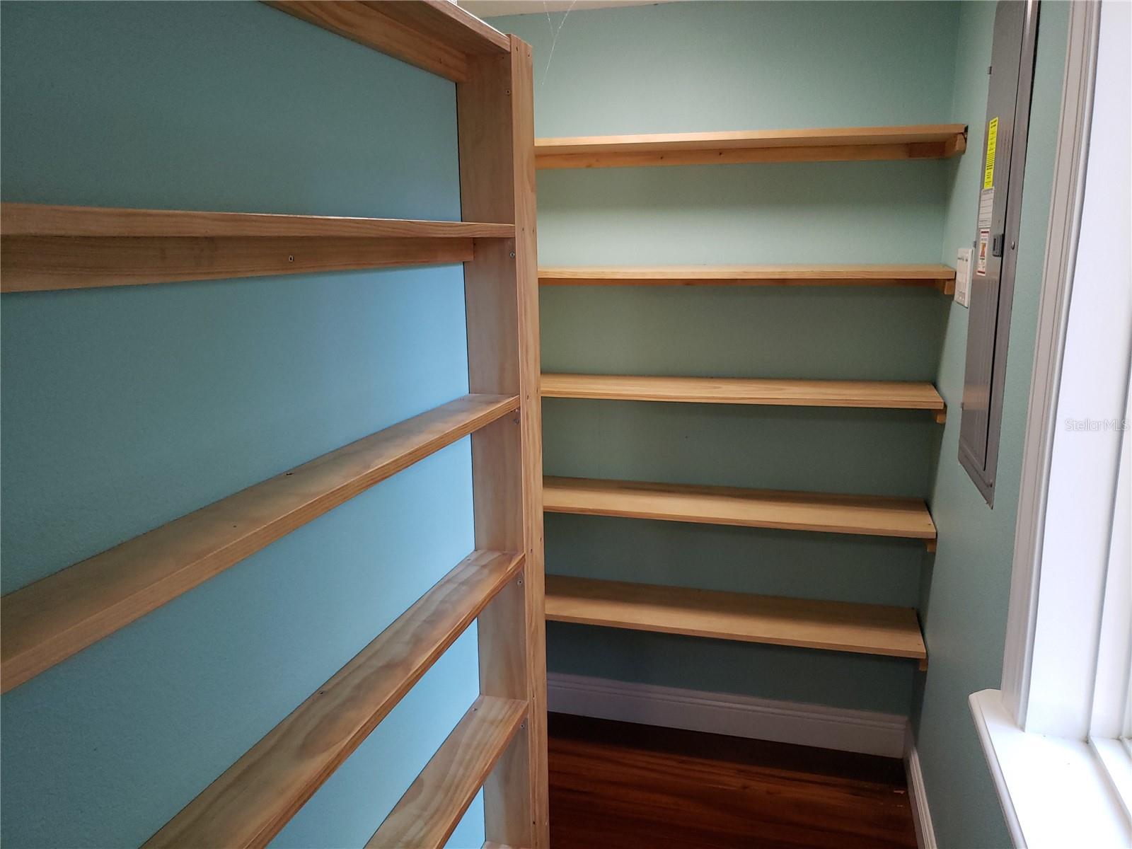 Image 16 of 41 For 851 Minnesota Avenue