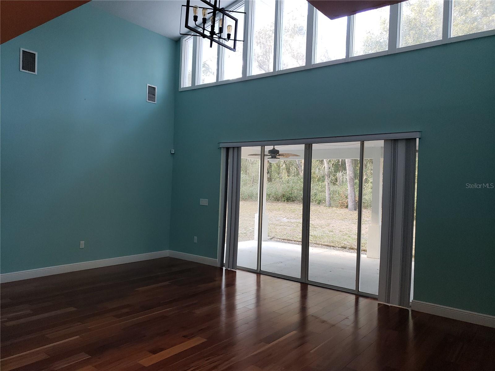 Image 19 of 41 For 851 Minnesota Avenue