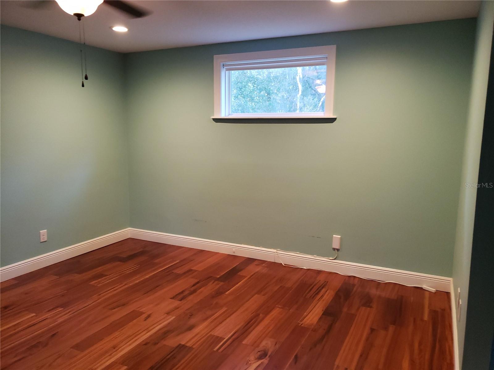 Image 22 of 41 For 851 Minnesota Avenue