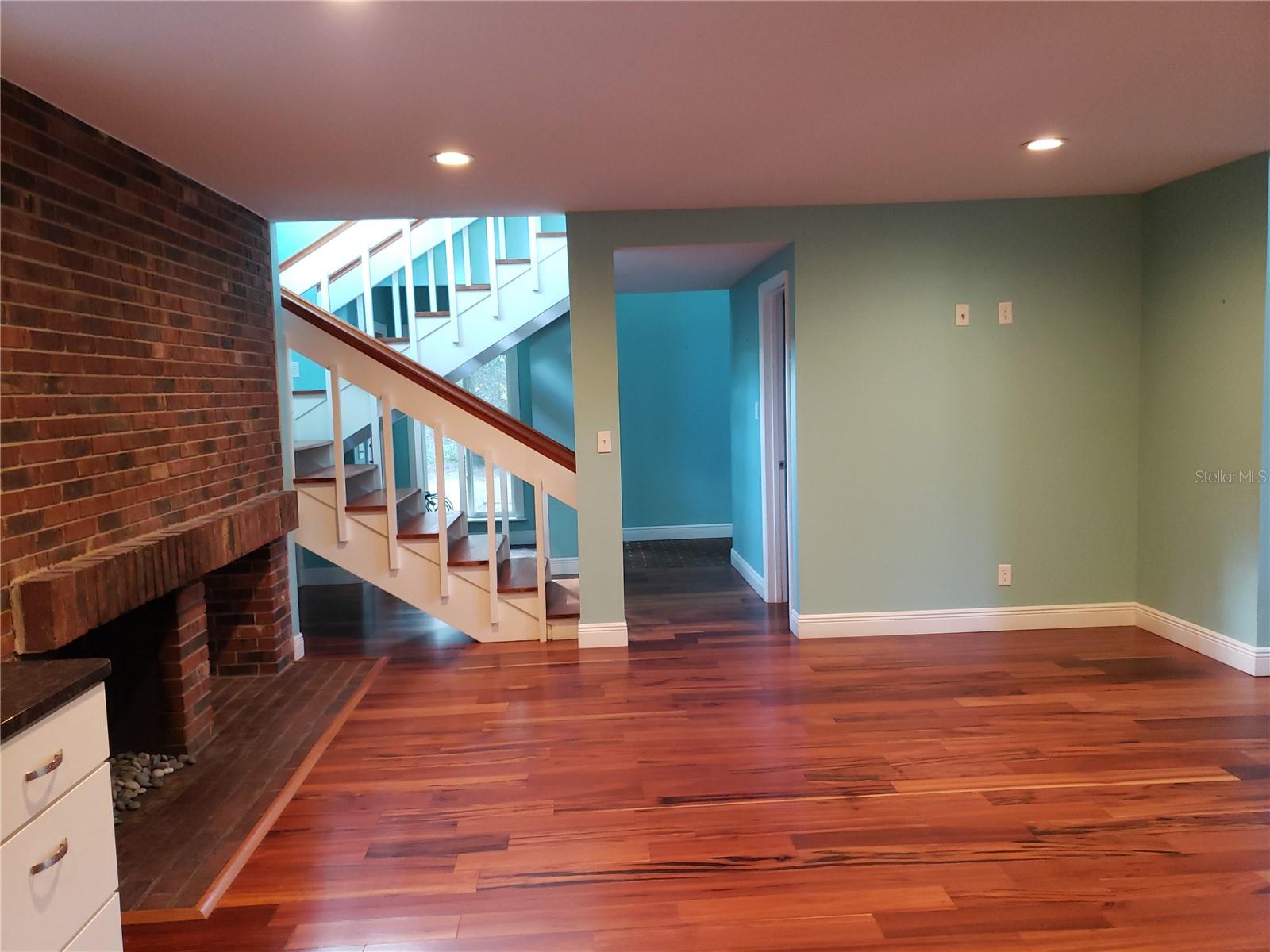 Image 8 of 41 For 851 Minnesota Avenue