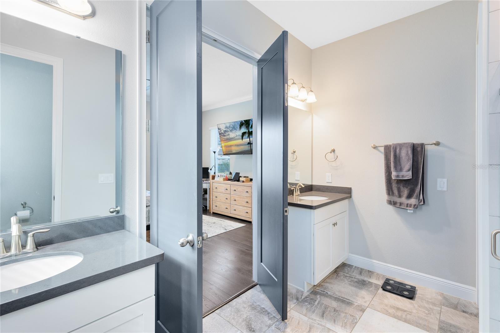 Image 22 of 55 For 13153 Lessing Avenue