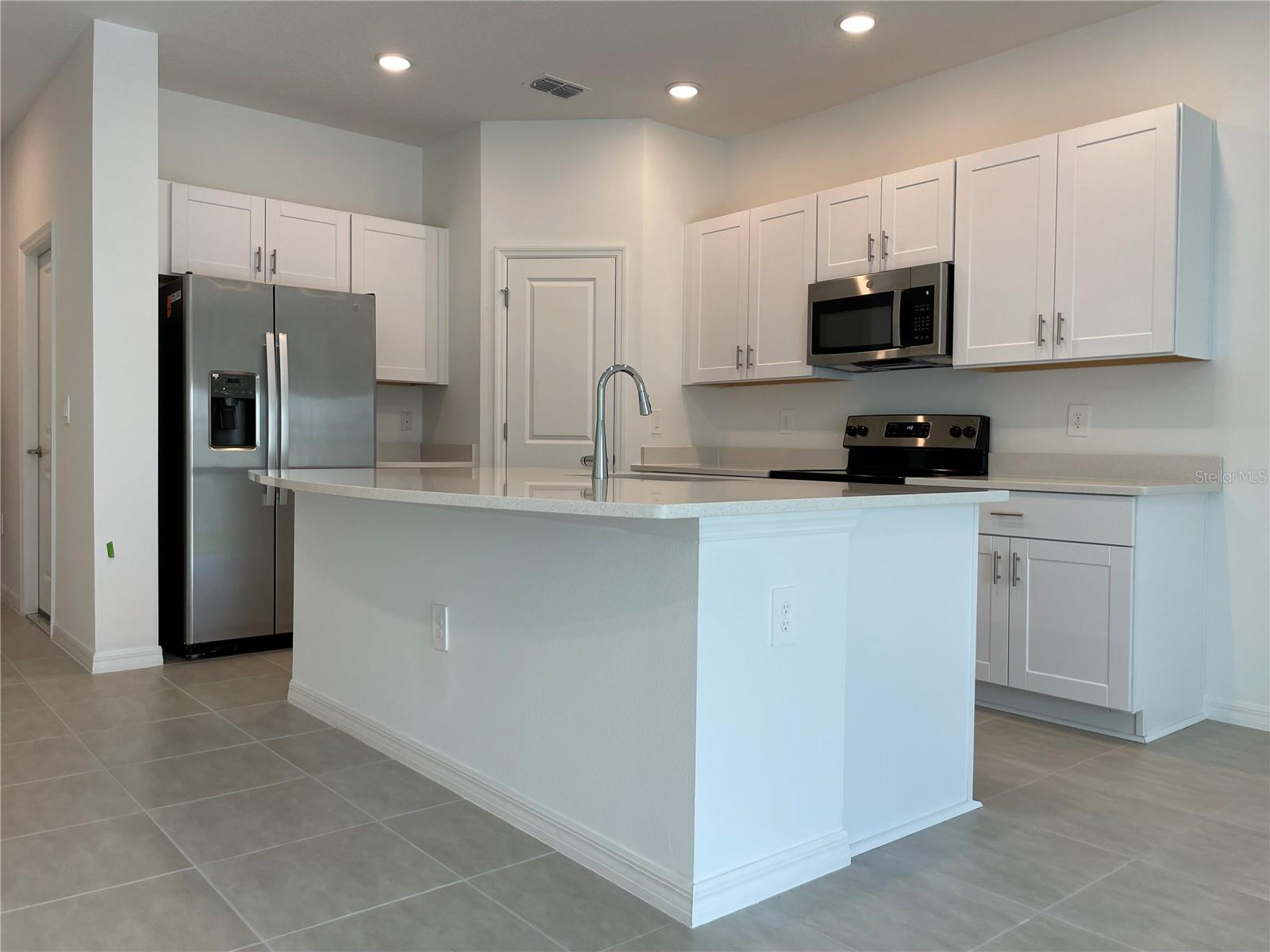 Image 4 of 23 For 1309 Axel Graeson Avenue