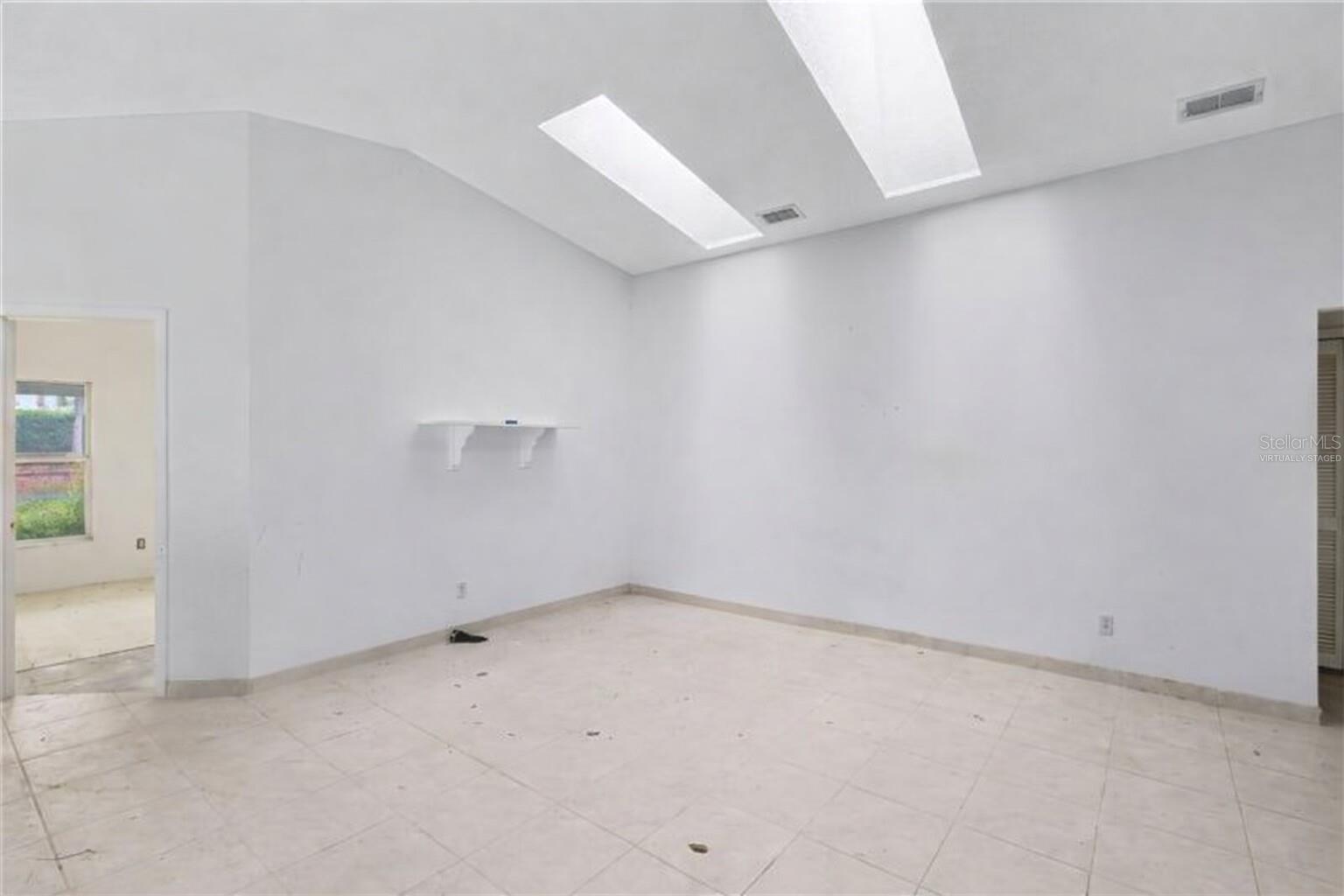 Image 13 of 34 For 734 Wechsler Circle