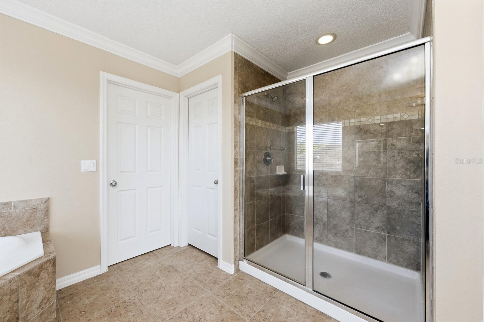 Image 22 of 44 For 10954 High Bush Court