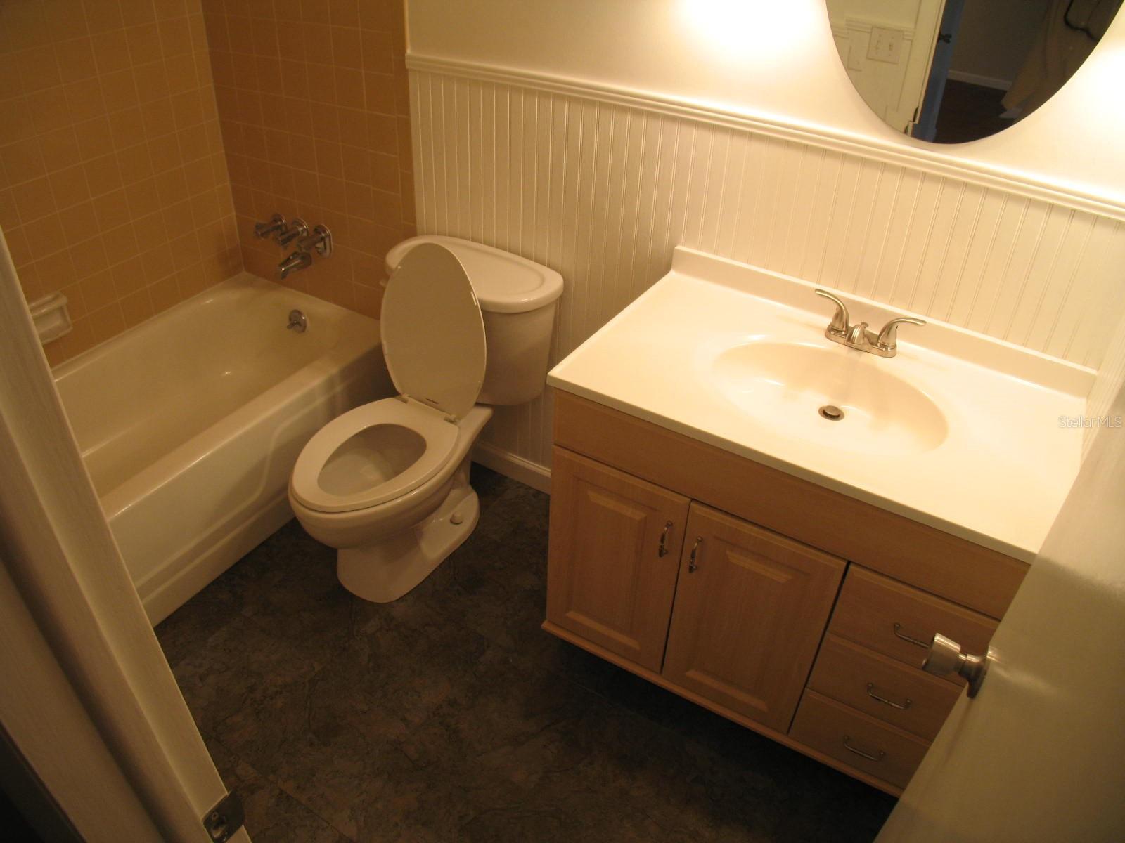 Image 9 of 12 For 510 Polaris Loop 106