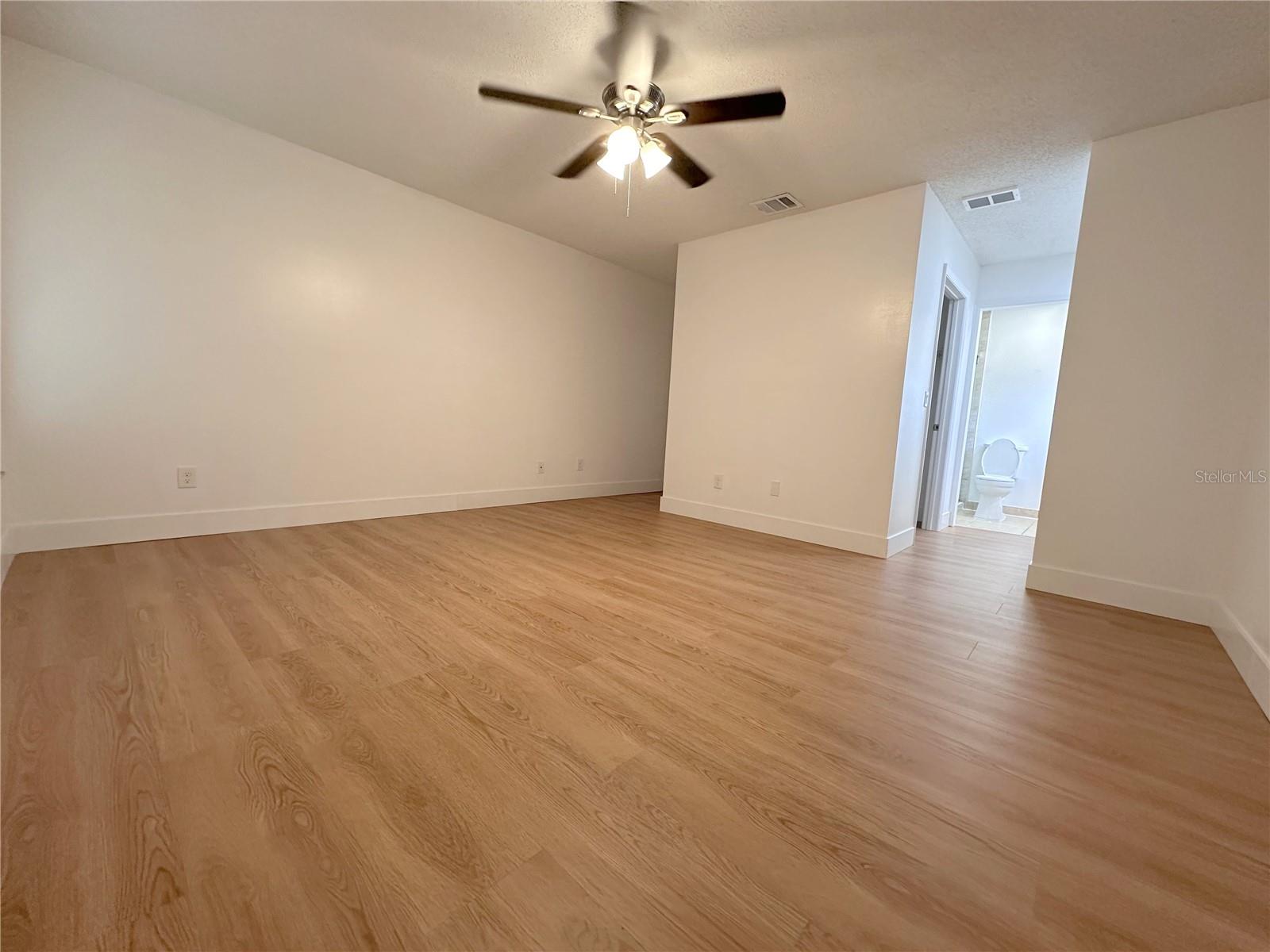 Image 10 of 14 For 10848 Wilderness Court