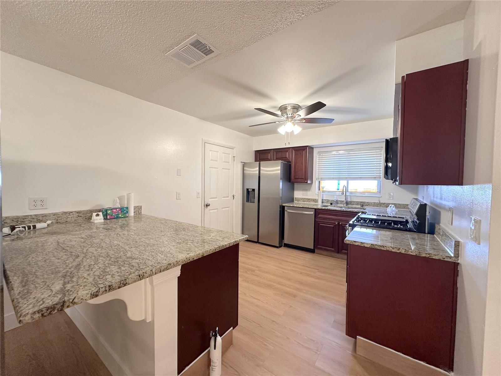 Image 3 of 14 For 10848 Wilderness Court