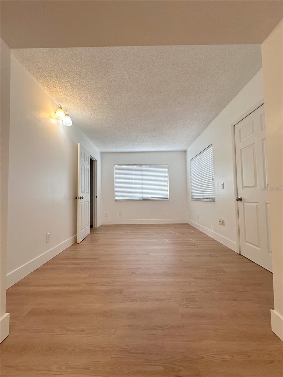 Image 4 of 14 For 10848 Wilderness Court