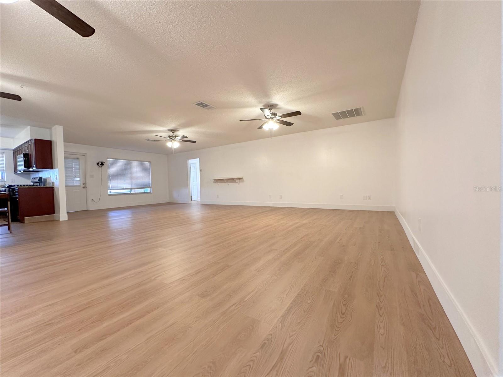 Image 5 of 14 For 10848 Wilderness Court