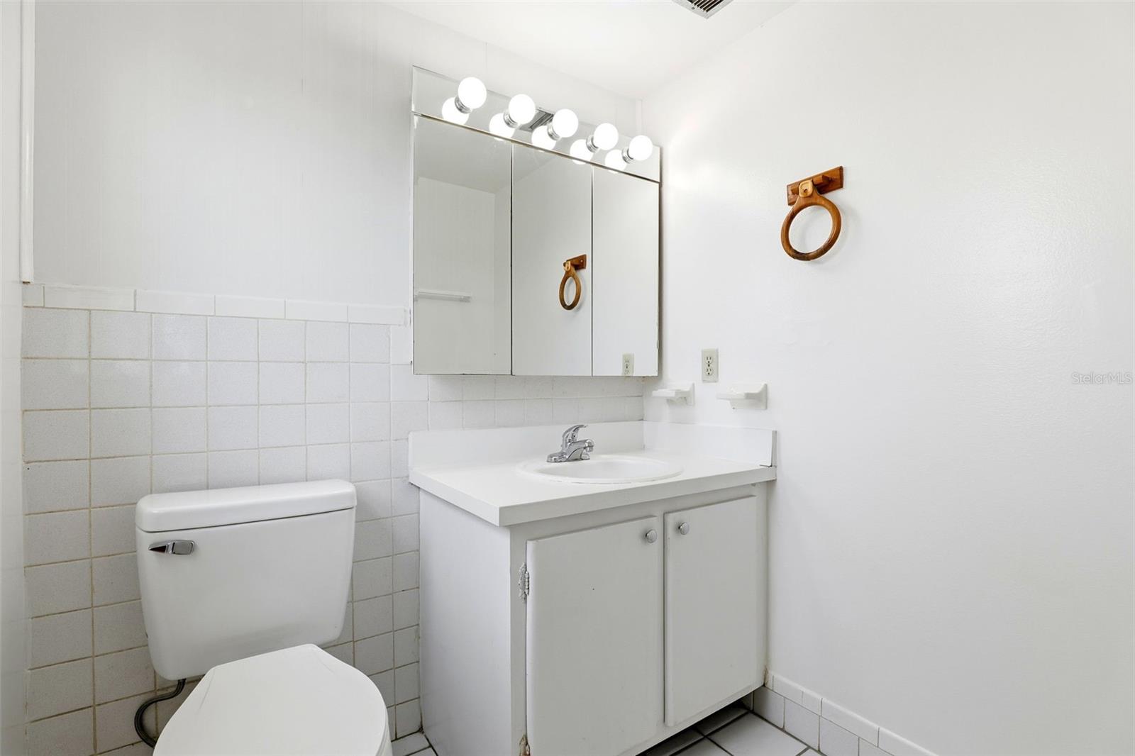 Image 20 of 30 For 525 Conway Road 49