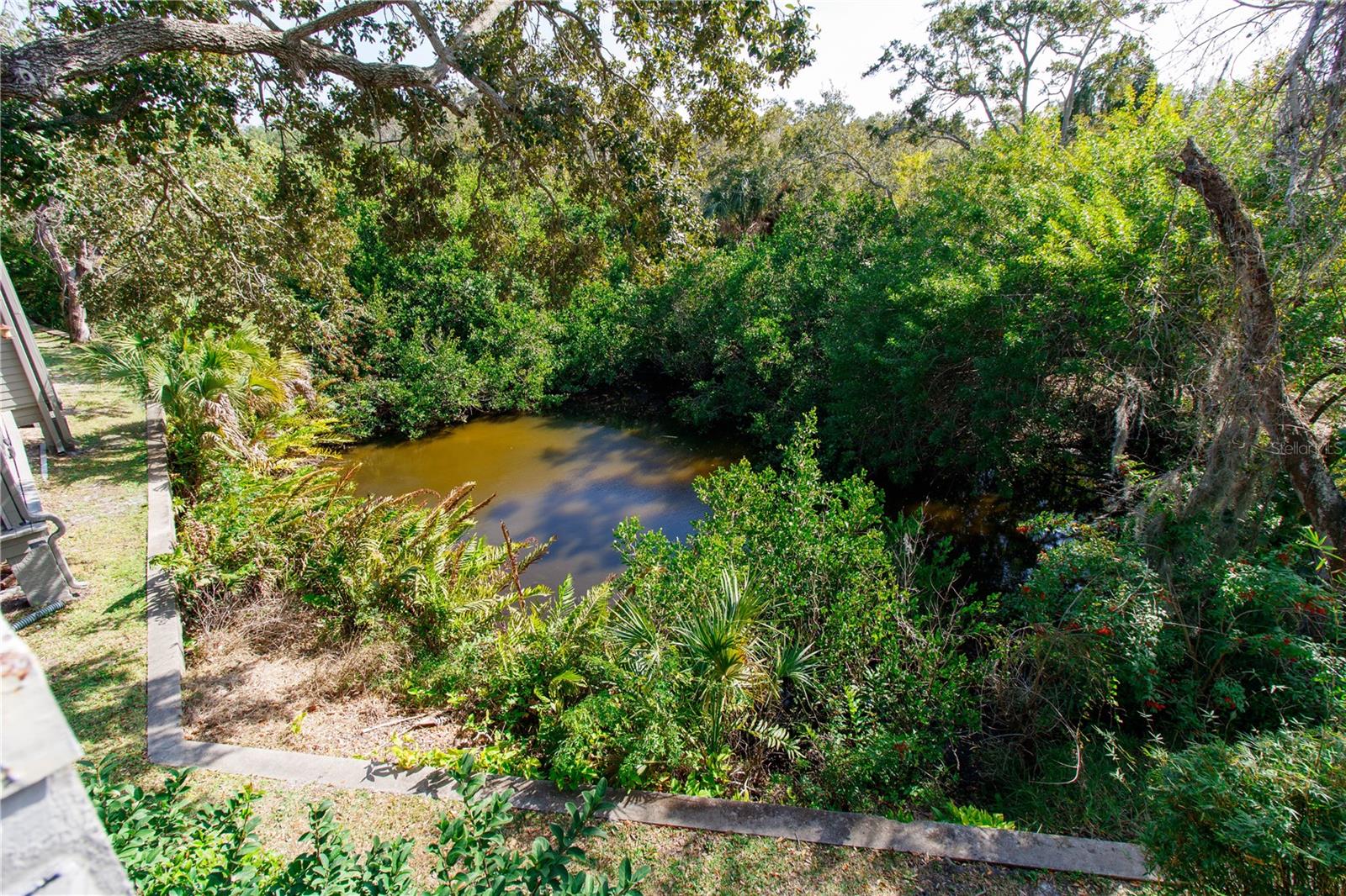 Image 30 of 49 For 2011 Arbor Drive