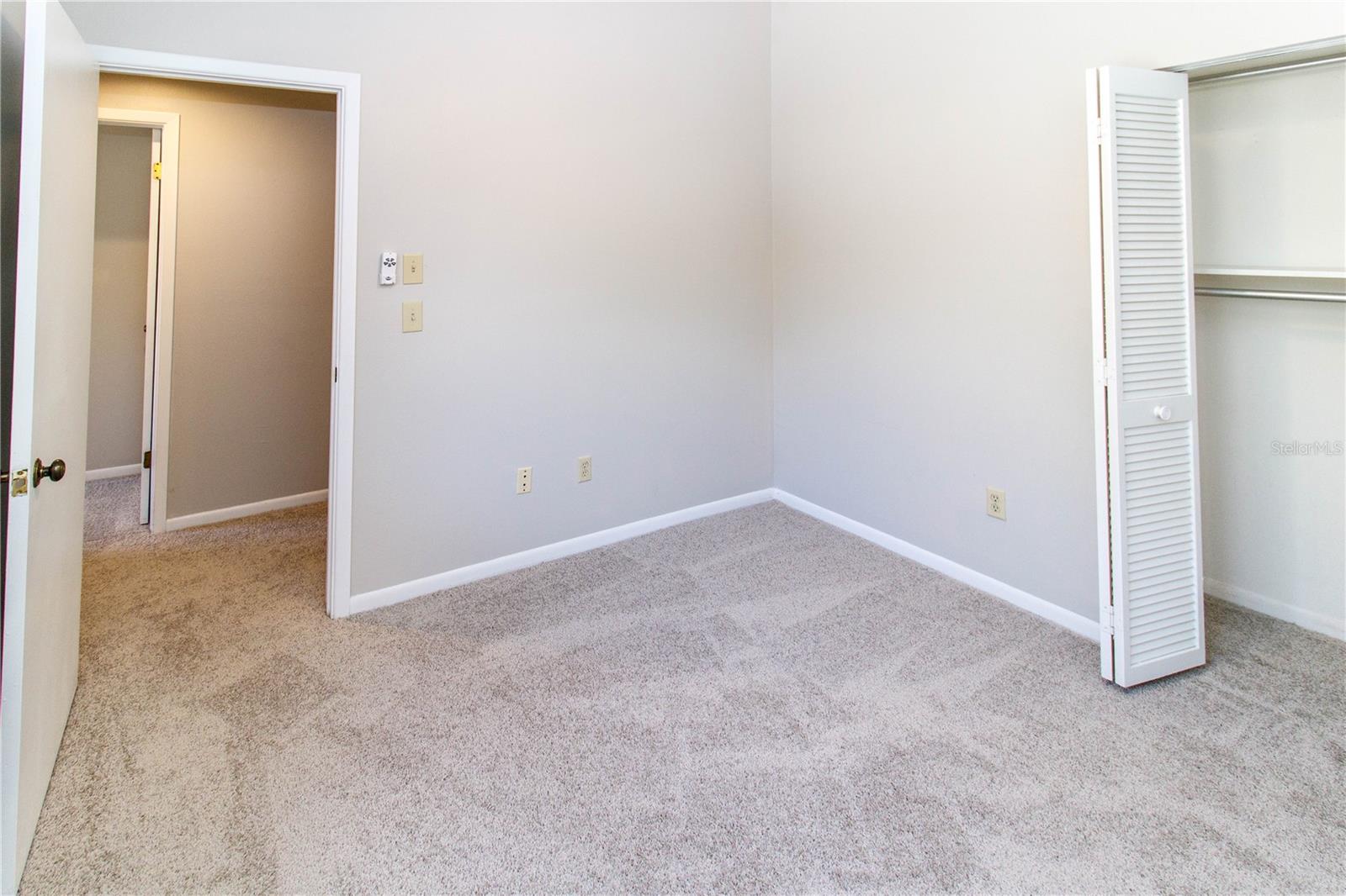 Image 39 of 49 For 2011 Arbor Drive