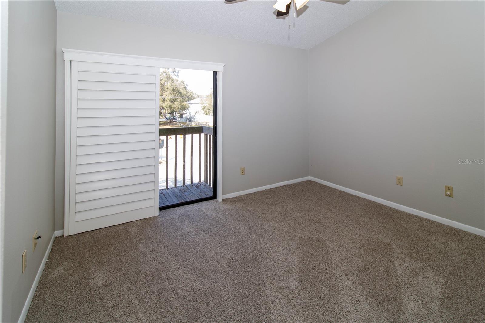 Image 42 of 49 For 2011 Arbor Drive