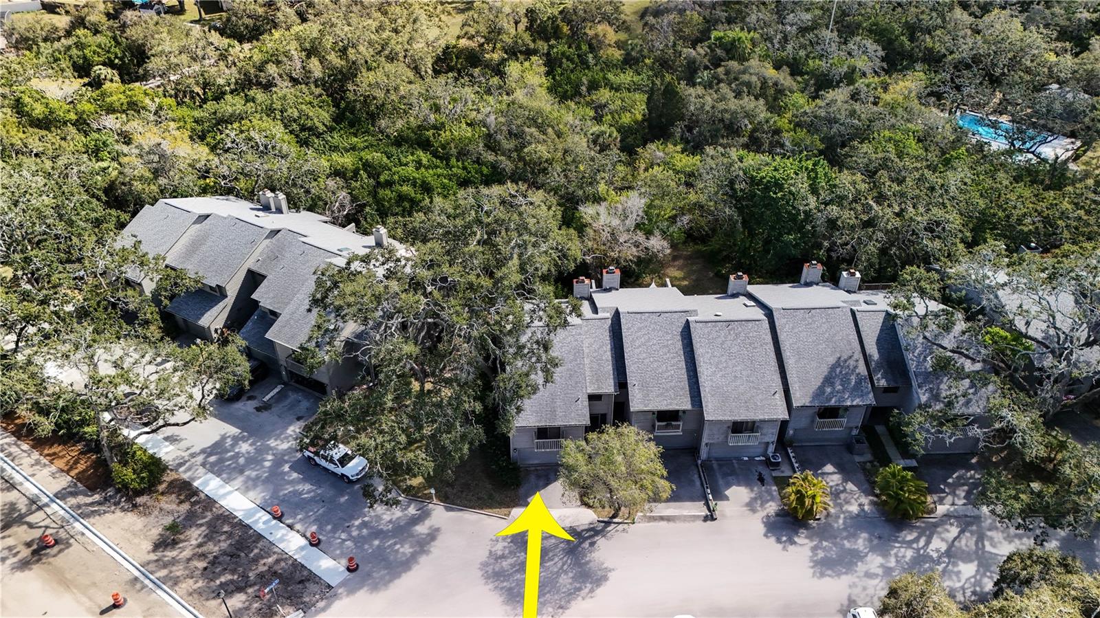 Image 44 of 49 For 2011 Arbor Drive