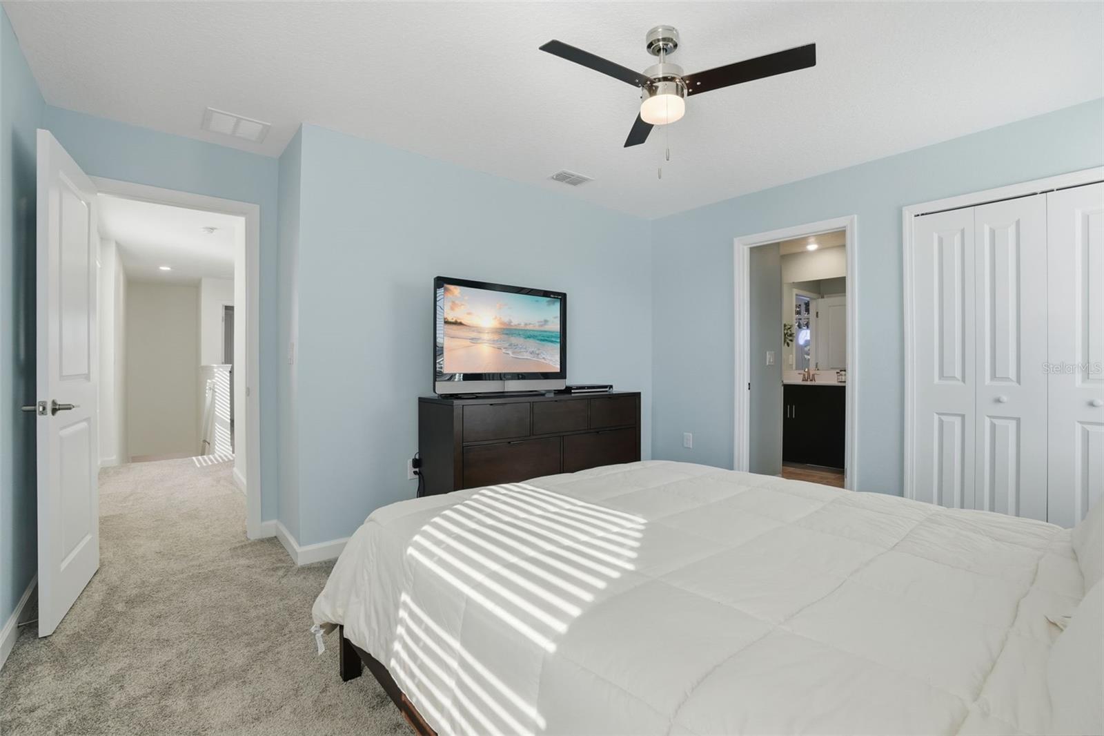 Image 17 of 25 For 11723 Apostrophe Alley