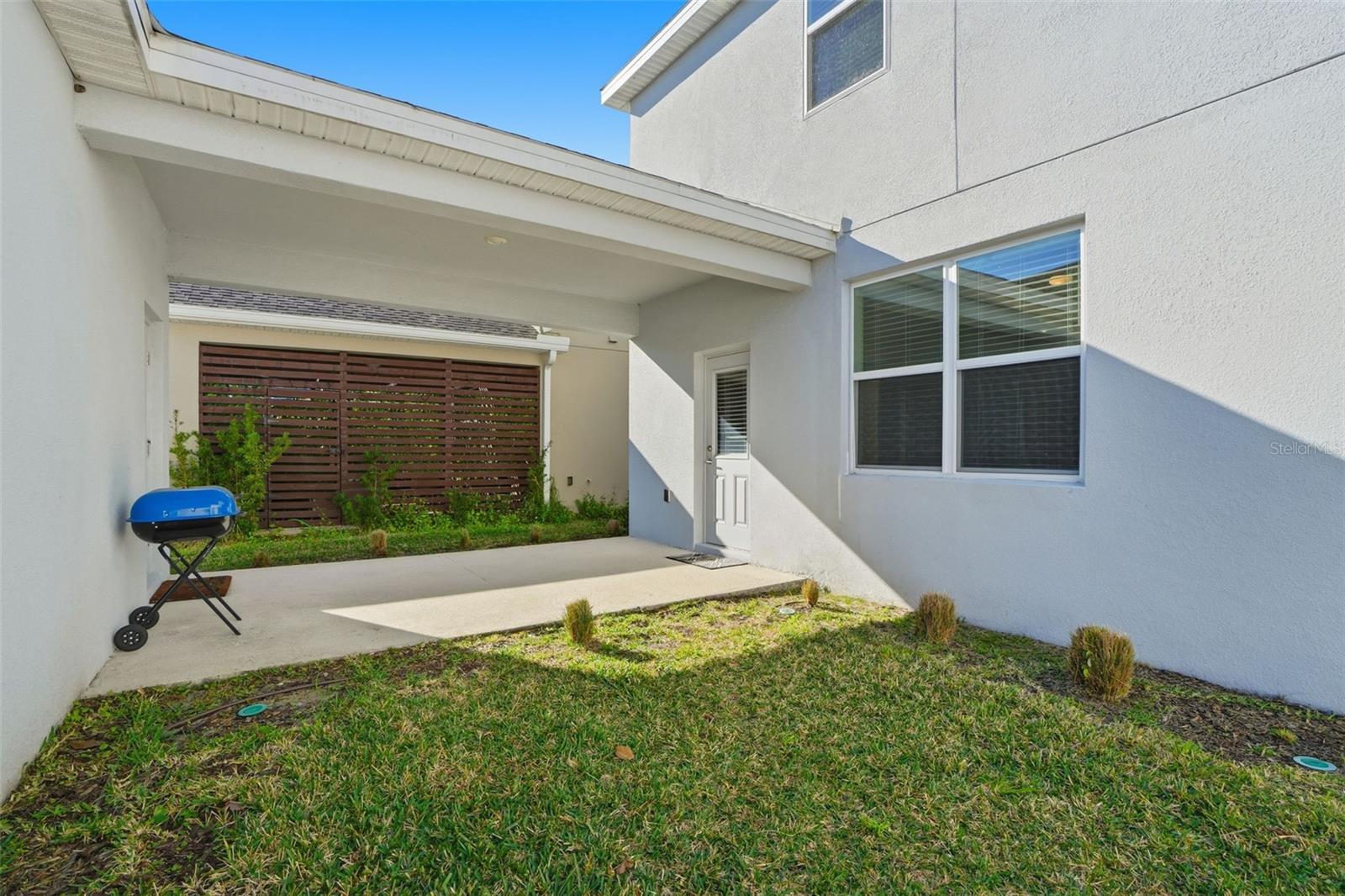 Image 21 of 25 For 11723 Apostrophe Alley