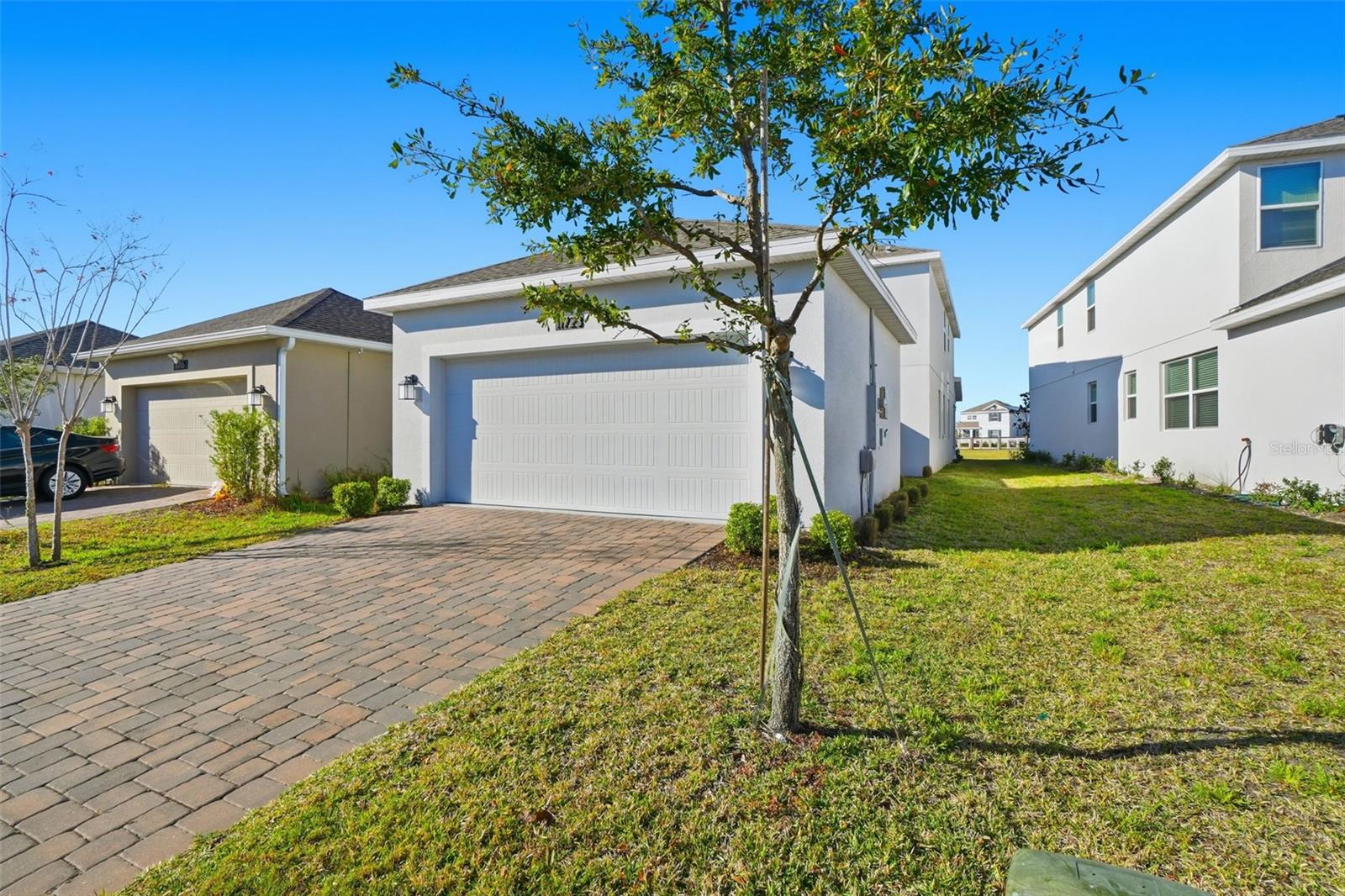 Image 24 of 25 For 11723 Apostrophe Alley