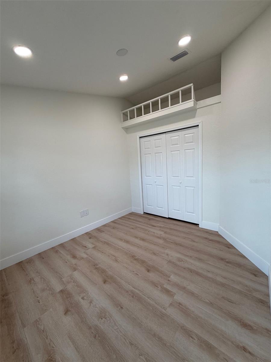 Image 9 of 15 For 5342 Broken Pine Circle