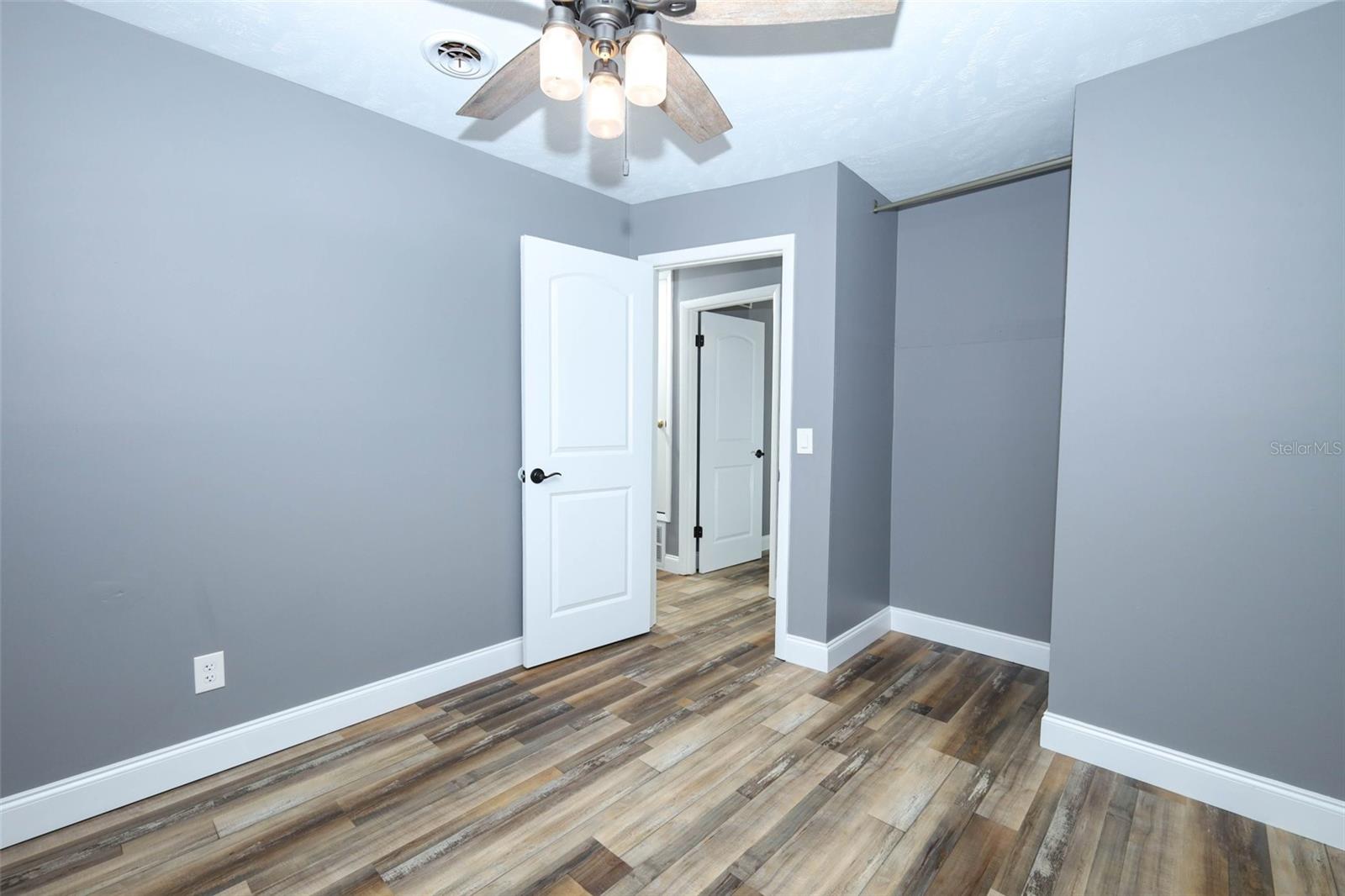 Image 22 of 40 For 4715 Key Largo Drive W