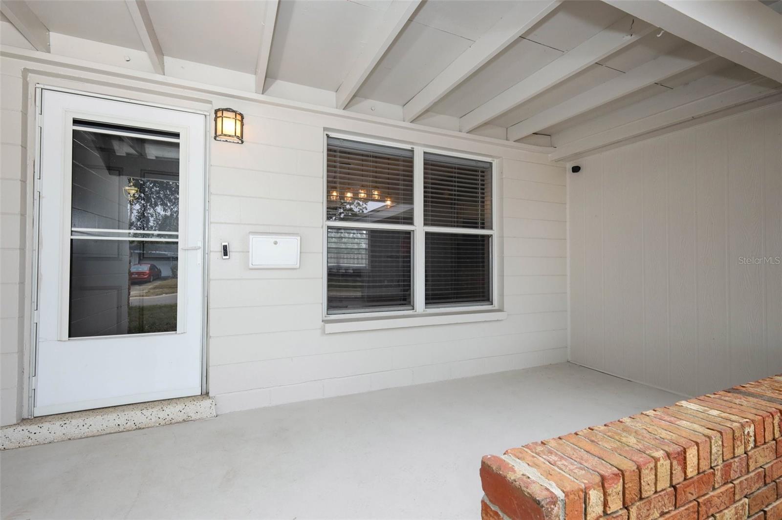 Image 3 of 40 For 4715 Key Largo Drive W