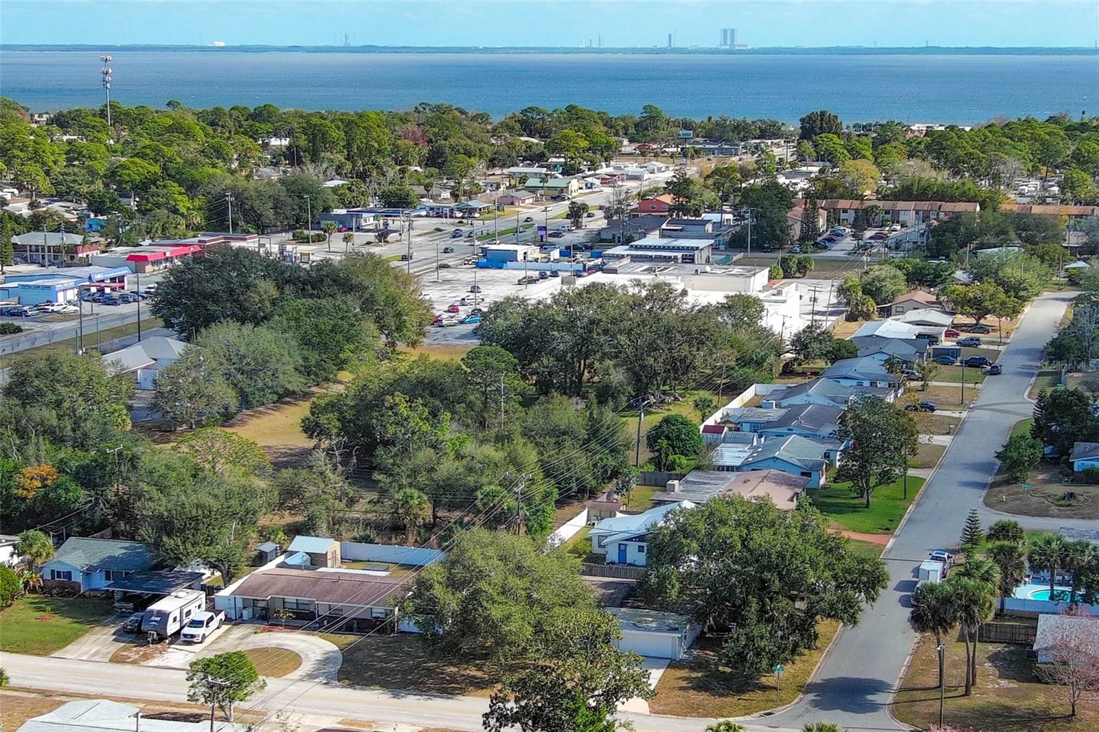 Image 38 of 40 For 4715 Key Largo Drive W