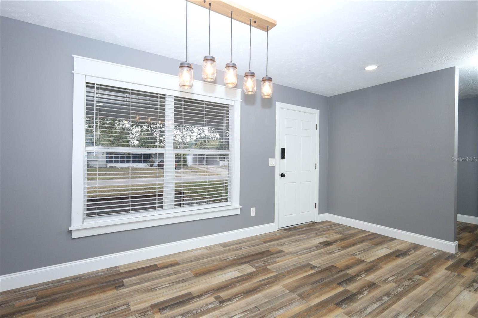 Image 4 of 40 For 4715 Key Largo Drive W