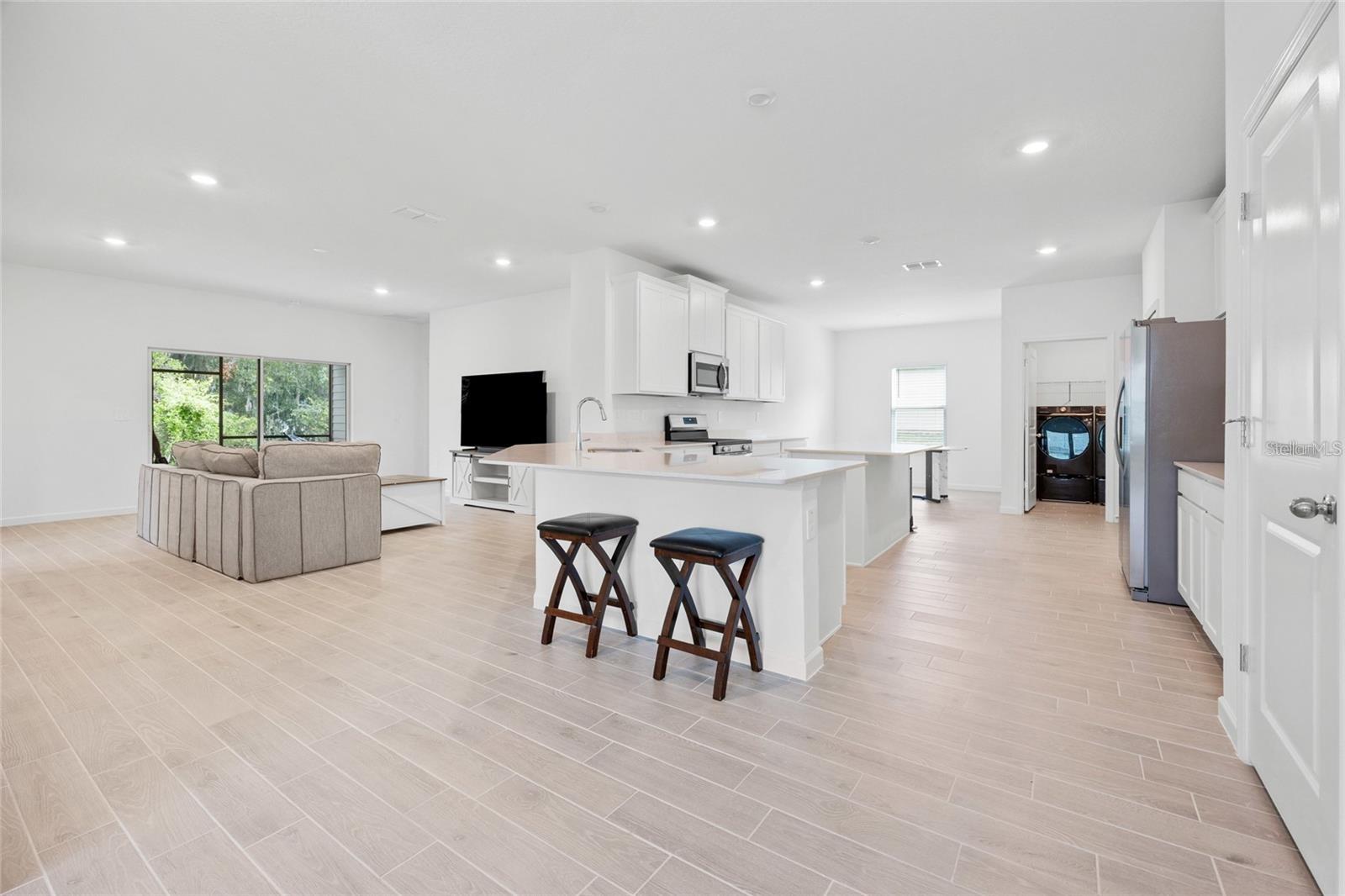 Image 13 of 22 For 19581 77th Place