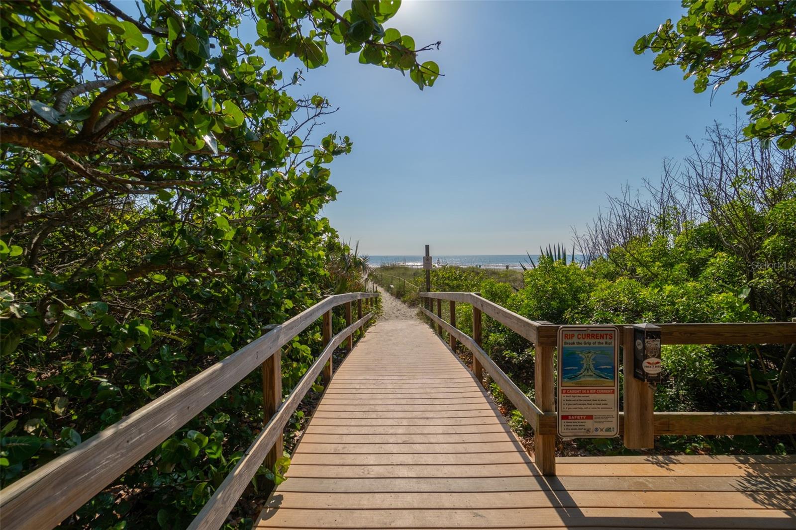 Image 11 of 35 For 397 Harbor Drive