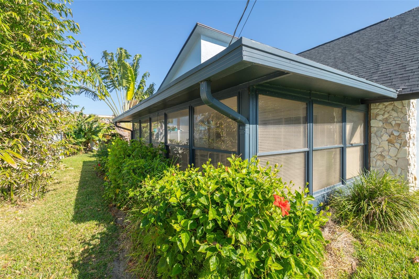 Image 27 of 35 For 397 Harbor Drive