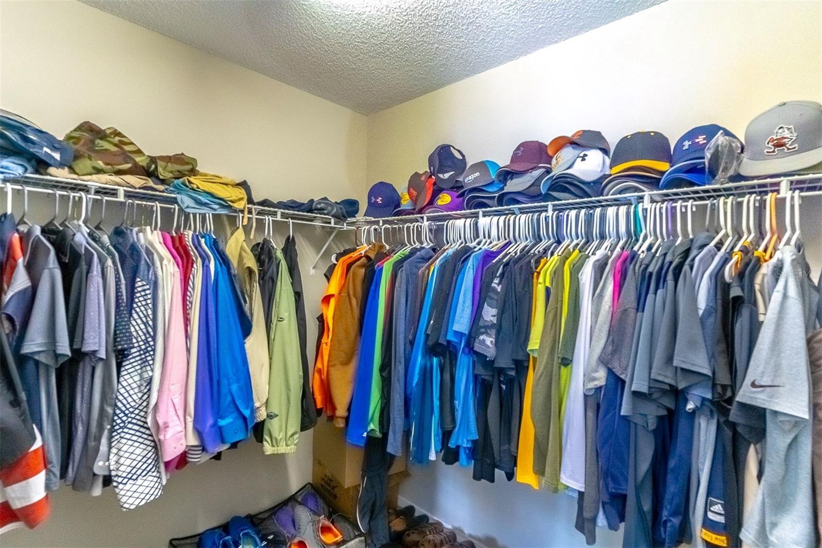 Image 16 of 35 For 2657 Chatham Circle