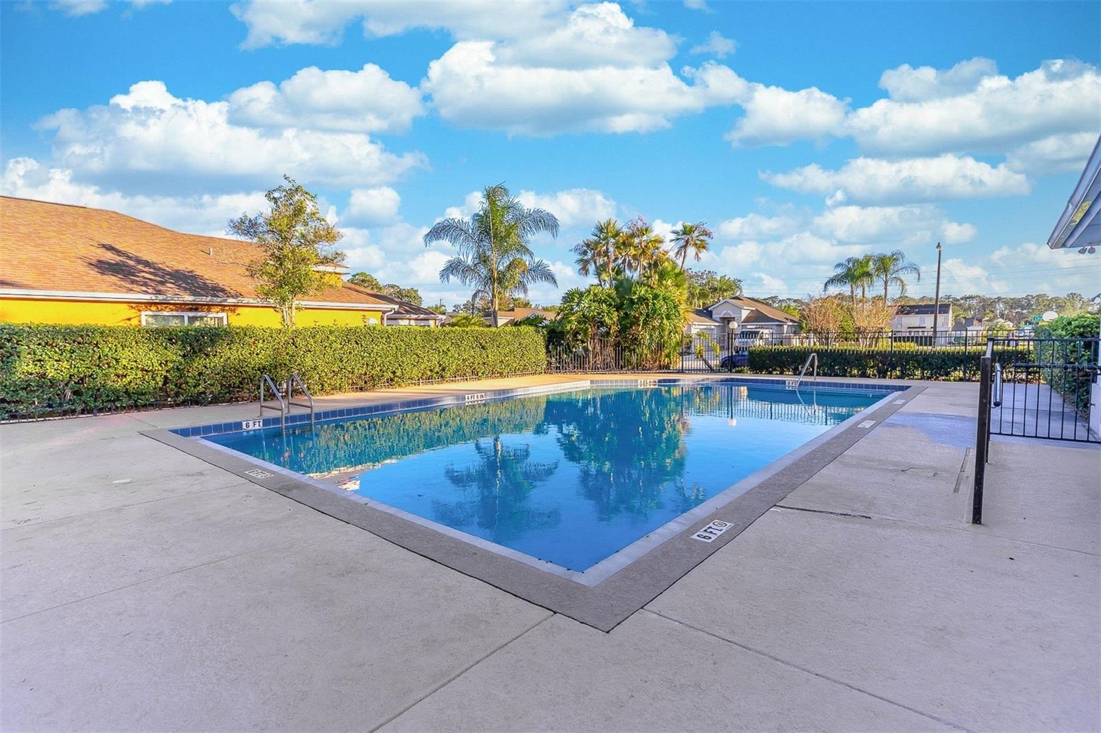 Image 21 of 35 For 2657 Chatham Circle