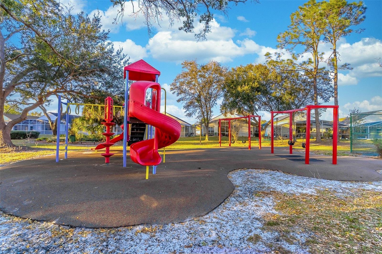 Image 25 of 35 For 2657 Chatham Circle