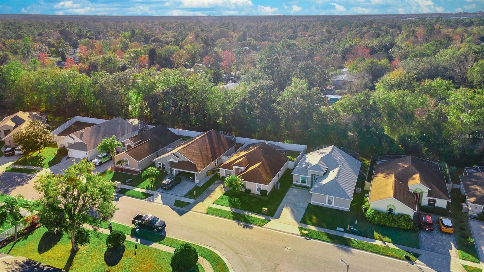 Image 30 of 35 For 2657 Chatham Circle