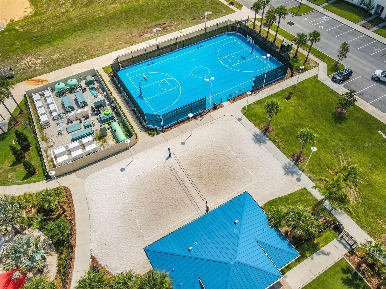 Image 42 of 50 For 2180 Lelani Circle