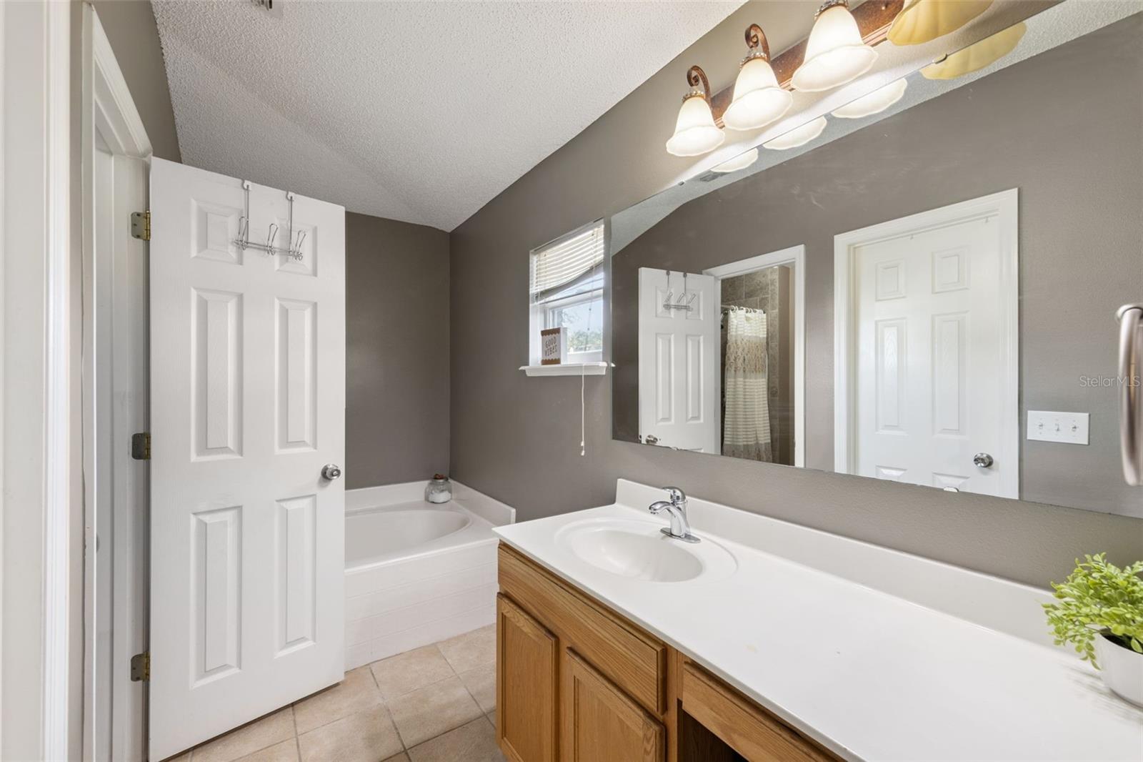 Image 16 of 25 For 2015 Corner Meadow Circle