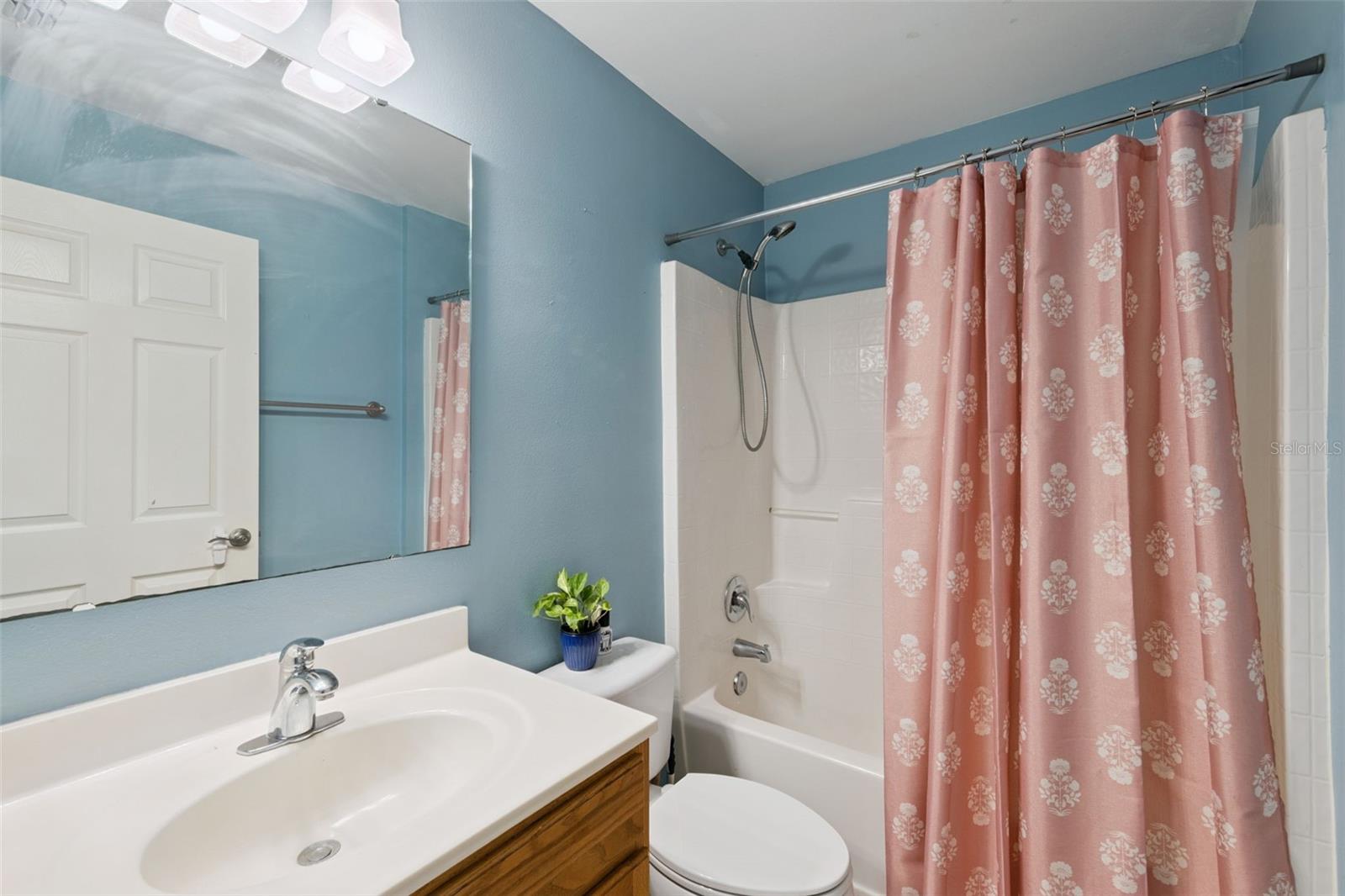 Image 18 of 25 For 2015 Corner Meadow Circle