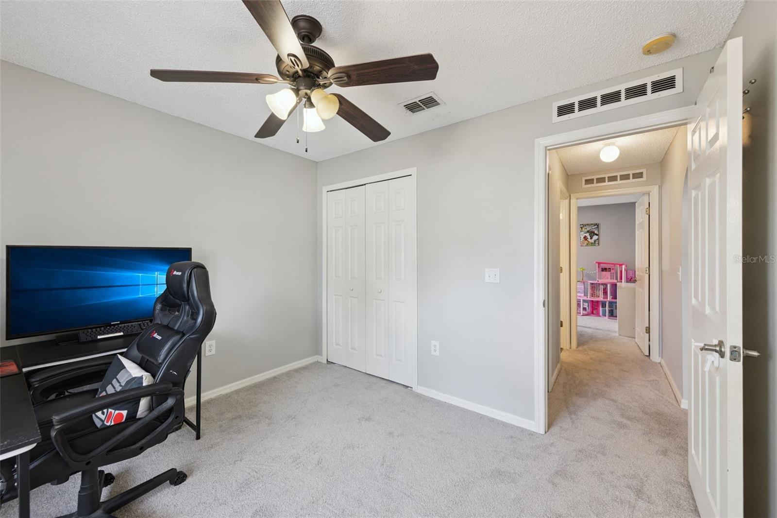 Image 20 of 25 For 2015 Corner Meadow Circle