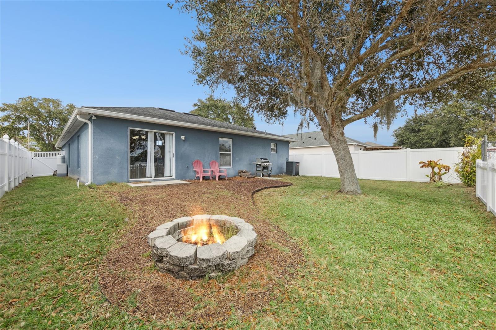 Image 23 of 25 For 2015 Corner Meadow Circle