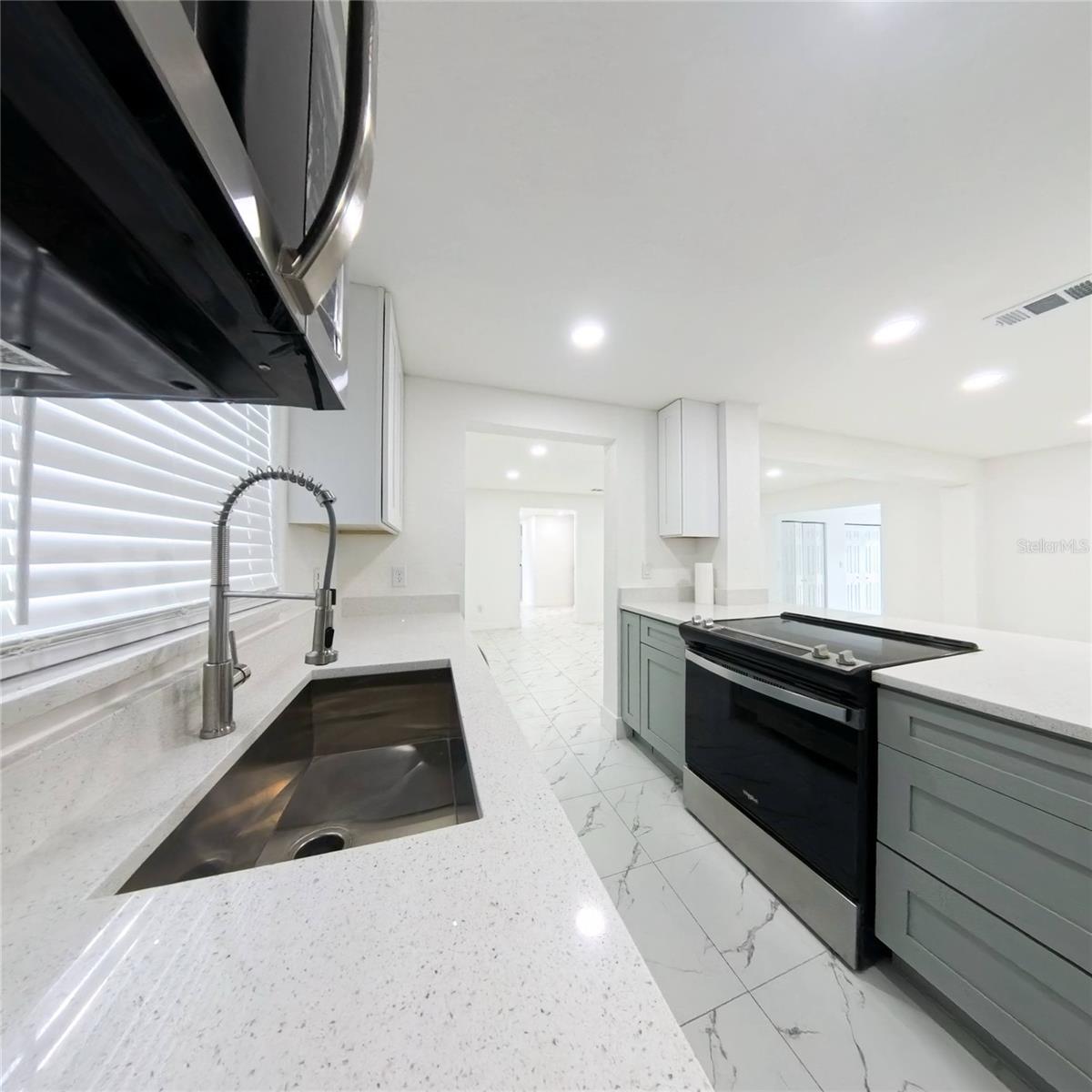 Image 14 of 44 For 38 Alder Drive