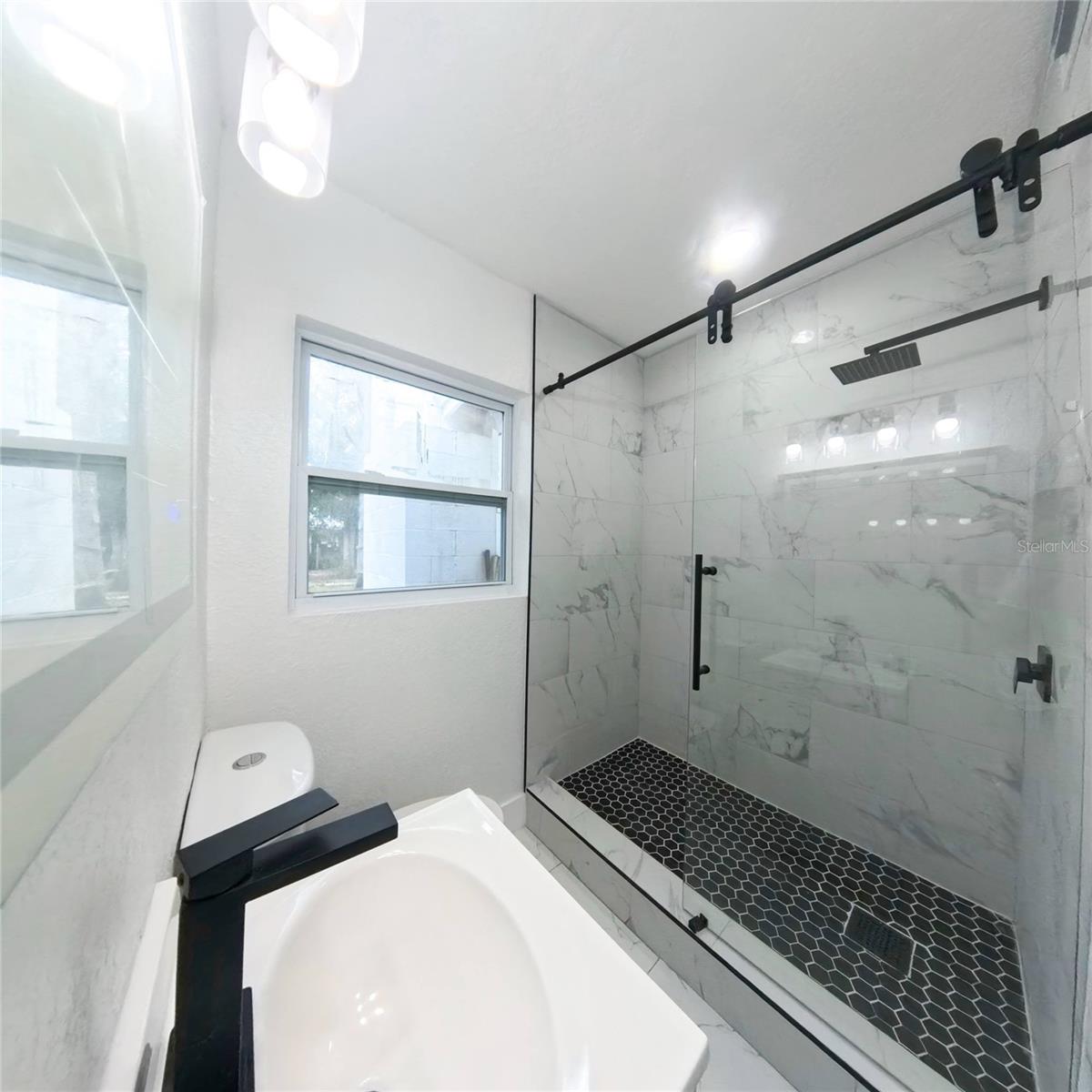 Image 17 of 44 For 38 Alder Drive