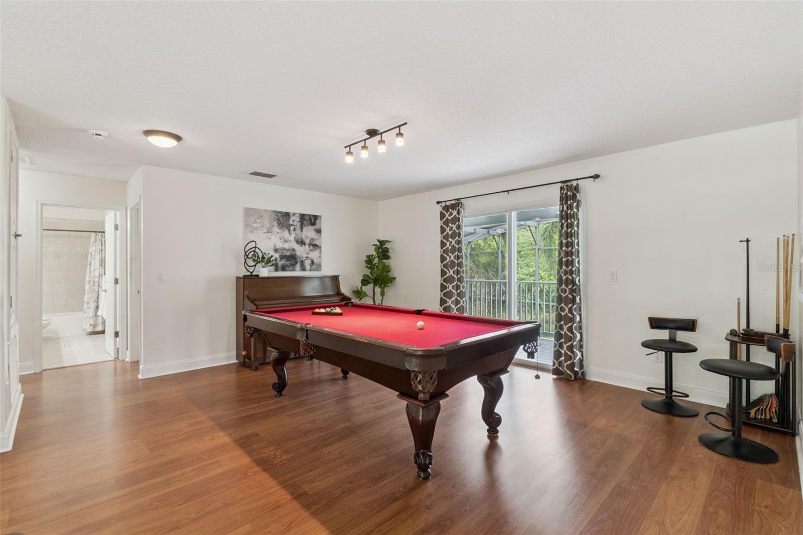 Image 16 of 47 For 9633 Old Marsh Court