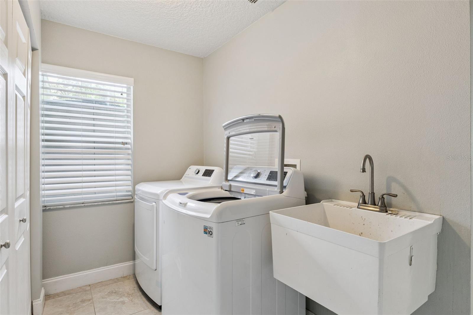 Image 30 of 47 For 9633 Old Marsh Court