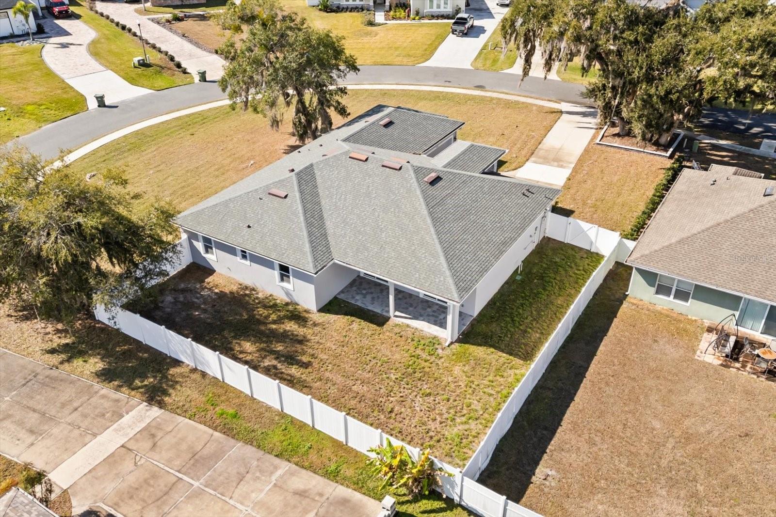 Image 22 of 25 For 840 Oaks Shores Road